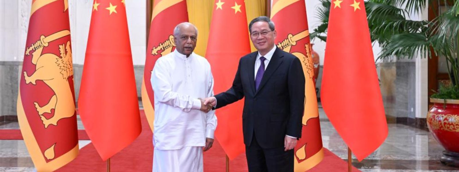 Prime Minister returns to Sri Lanka from China